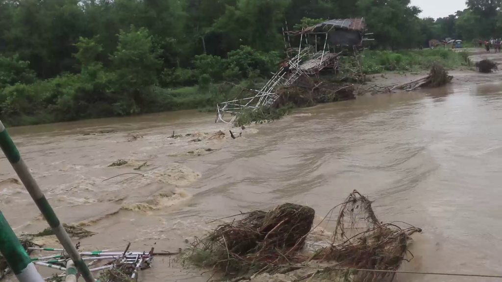 कैलालीमा नदि तर्ने क्रममा बगेर एकजना वेपत्ता