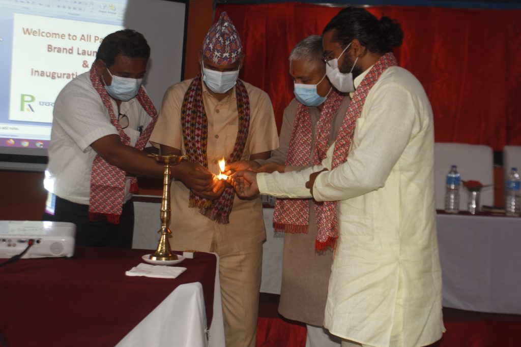 पुर्ब मन्त्री नारदमुनी राना द्वारा पचढकी सोप इन्डस्ट्रीजको उद्दघाटन , जहाँ बन्छ झोल डिटर्जेन्ट