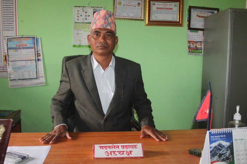 तीजकाे अवसरमा लालझाडी गाउँ पालिकाले दियाे रानाथारू  कर्मचारीलाई साउन २७ गते विदा