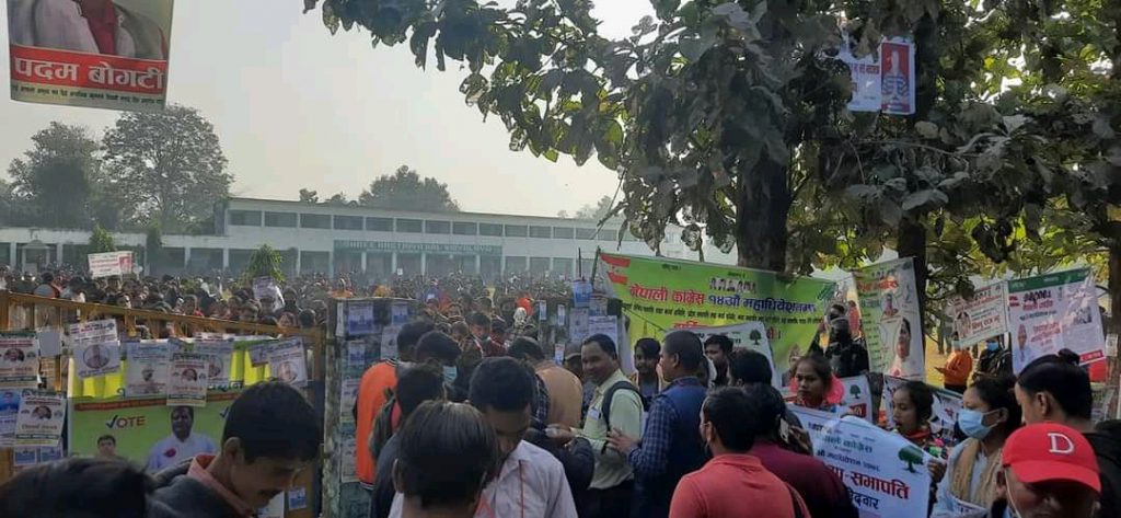 कञ्चनपुर:नेपाली काँग्रेसको नयाँ नेतृत्वका लागि मतदान सुरु