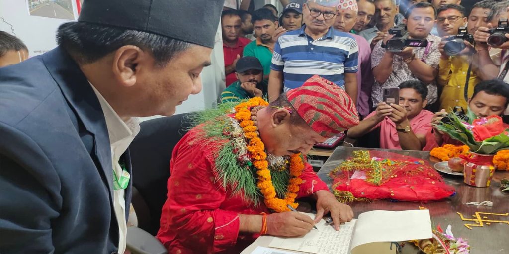 को हुन् धनगढीका मेयर गाेपाल हमाल ?