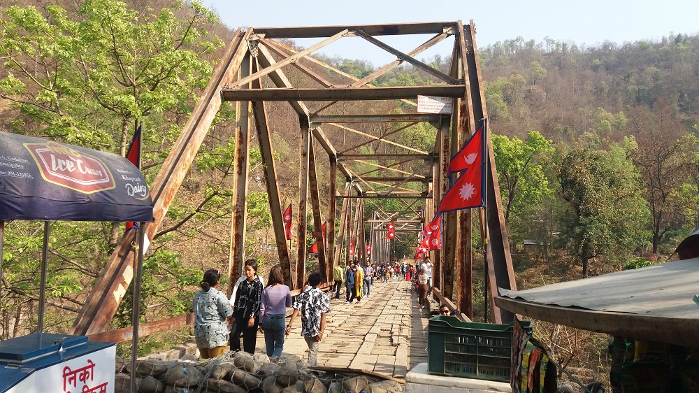 कैलालीको गोदावरी पुलमा टिकटक बनाउन र फोटो खिच्न प्रतिबन्ध