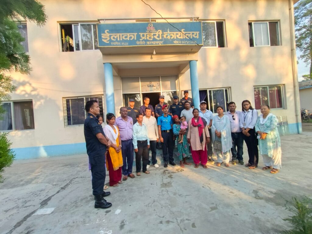 उखुबारीमा अलपत्र फेला परेको शिशुलाई  आफन्तलाई जिम्मा लगाइयो