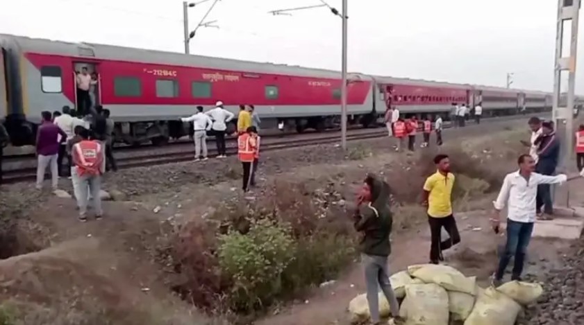 भारतको रेल दुर्घटनामा ४ नेपालीको मृत्यु