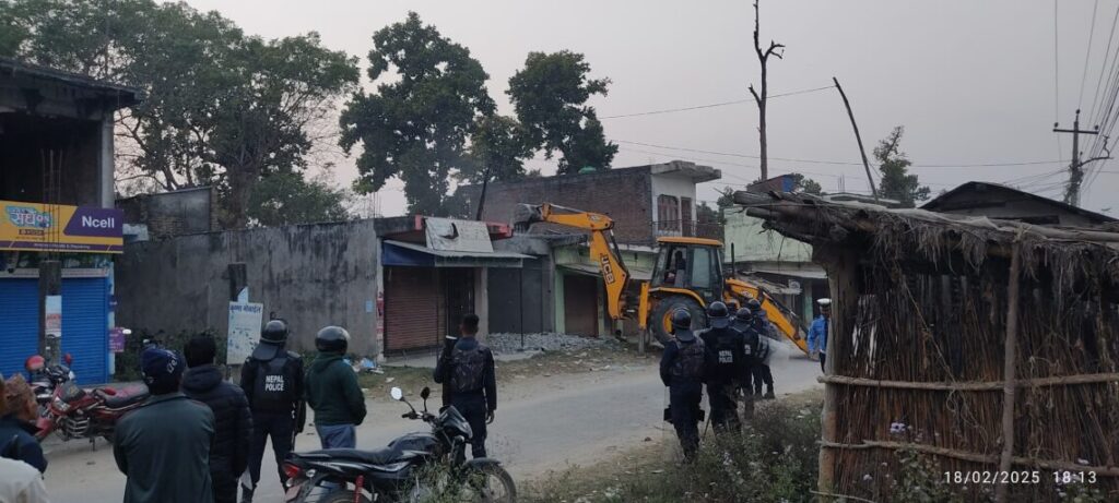 बेलडाँडी गाउँपालिका प्रमुख रानाले आफ्नै घरमा चलाए  जेबिसी