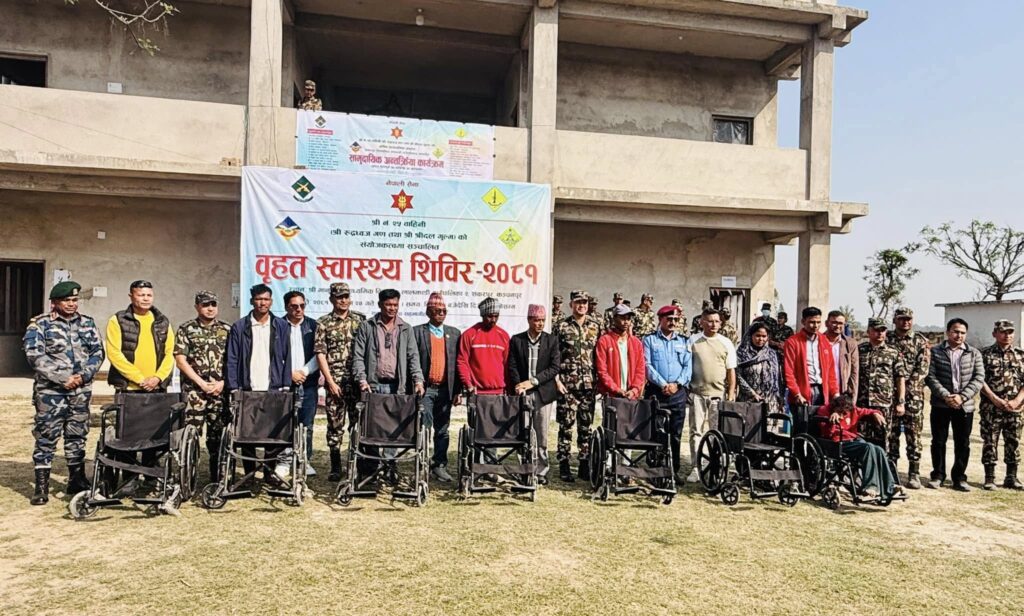 लालझाडी गाउँपालिकामा विशेषज्ञ चिकित्सक सहितको निःशुल्क स्वास्थ्य शिविरमा ८ सय ३४ जनाले सेवा लिए
