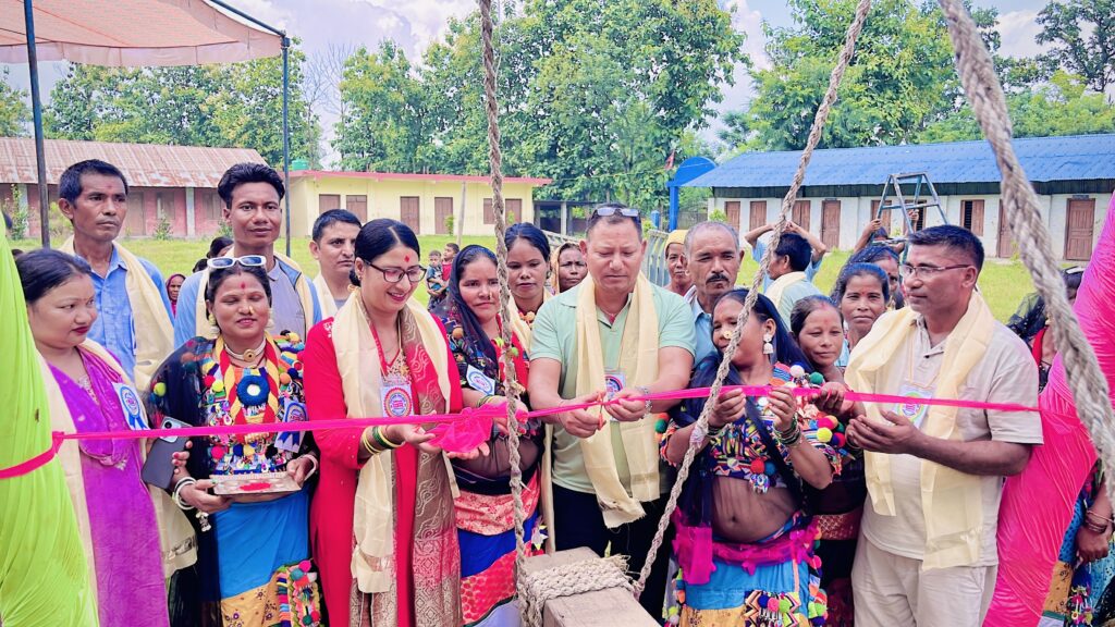 बेलौरी–७ मा रानाथारु तिज मिलन कार्यक्रम सम्पन्न