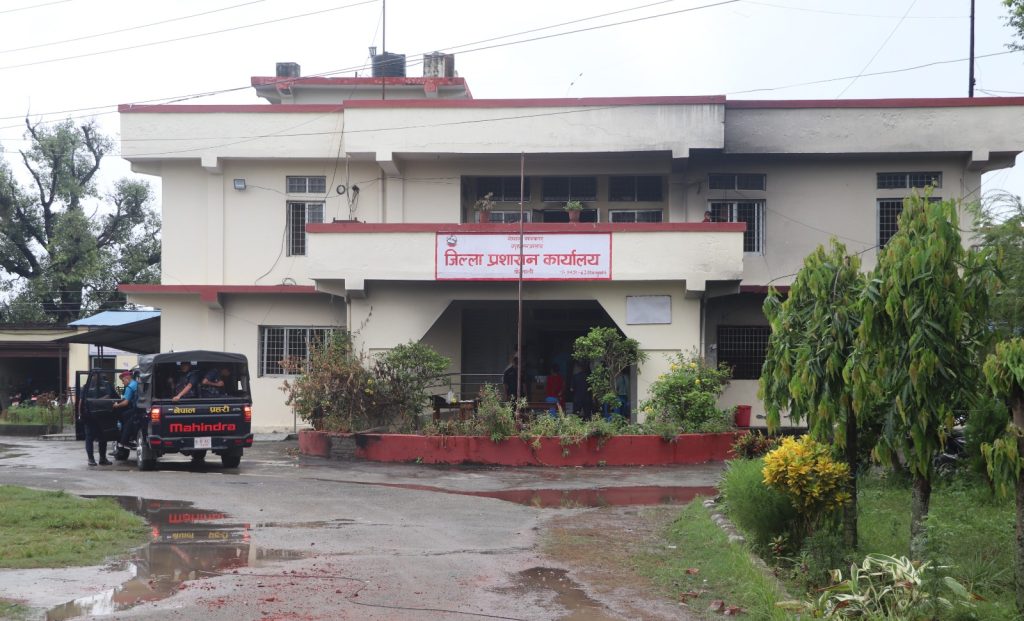 रातिको समयमा यात्रा नगर्न कैलाली प्रशासनको निर्देशन, सतर्कता अपनाउन आग्रह